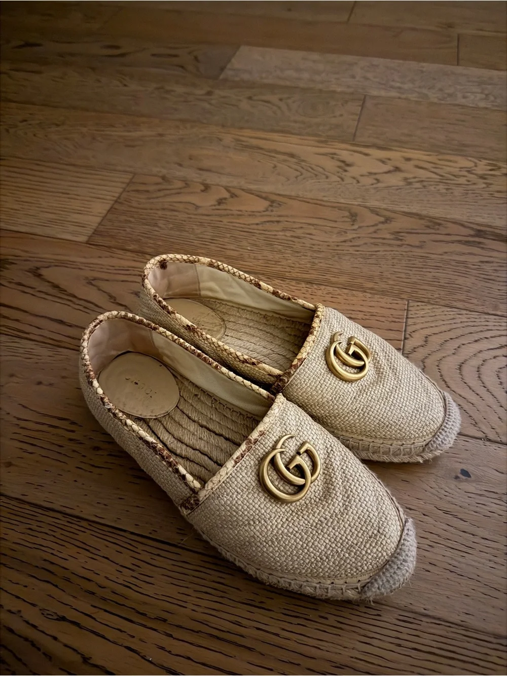 Gucci Natural Beige Canvas Espadrille Flats with Gold Double G